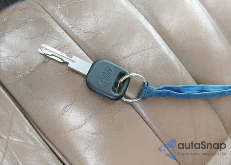 2001 Land Rover Range Rover 4.6 Se z USA, uszkodzony, nr VIN SALPL16411A451223